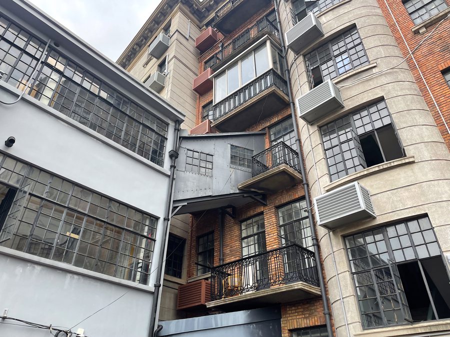 的主视觉,还将制作成纪念文创,预计6月将应用于上海交通卡手机卡面上