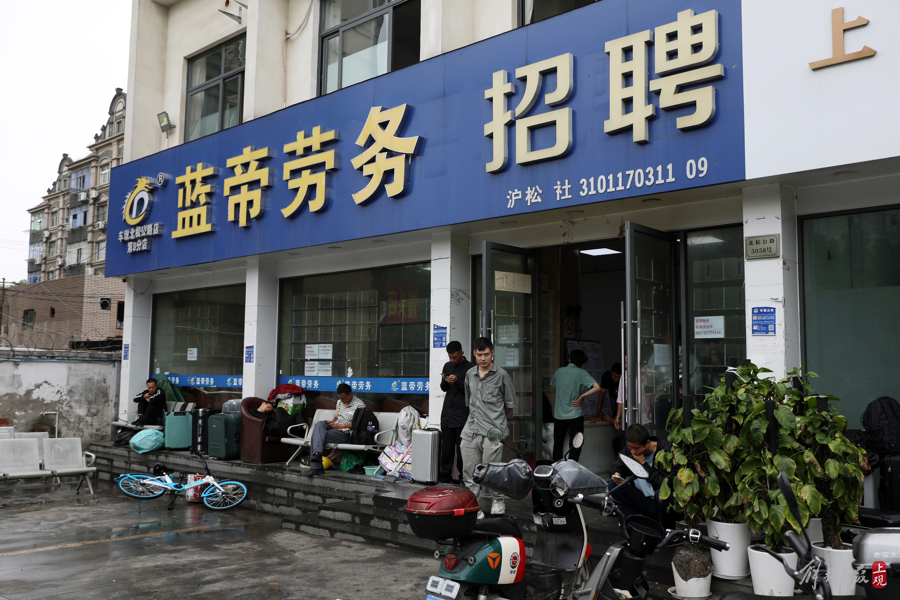 上海零工市场:日结工岗位抢手,万把块的岗位难找