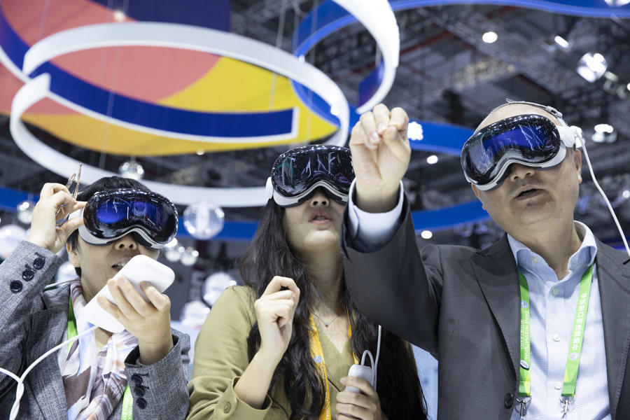 有哪些神经医疗器用十几年电容量仍99%的脑神经刺激器，幸福脑压力系统……医疗展区黑科技多_https://www.jmylbn.com_新闻资讯_第9张