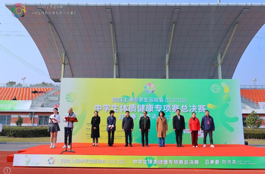 吸引更多普通学生参与锻炼，学生运动会体质健康专项赛线上线下“总动员”