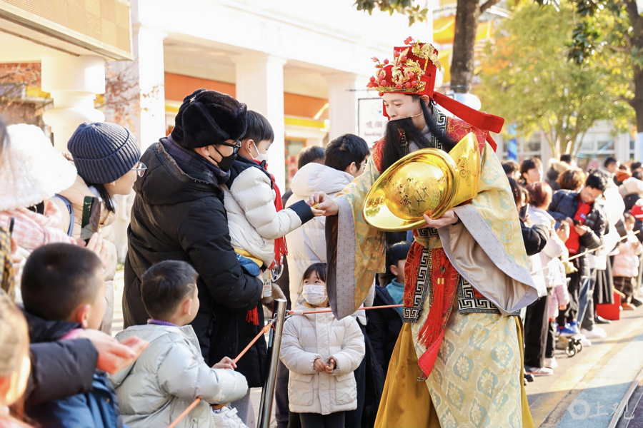 解放日报 孟雨涵 摄20250130_16