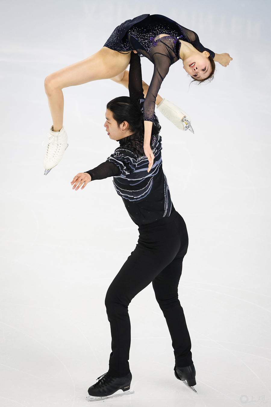 中国队夺得亚冬会花样滑冰冰上舞蹈银牌