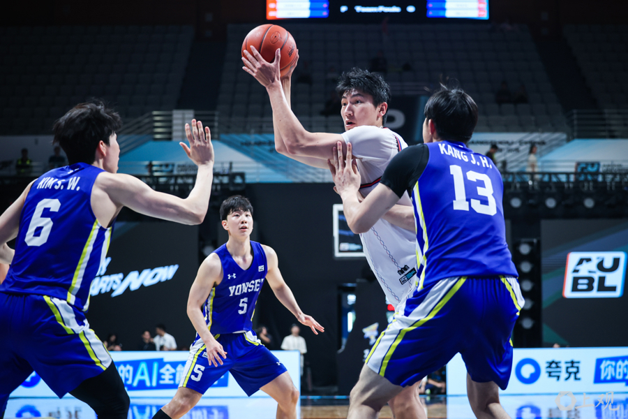 CBA中文网——中国男子篮球职业联赛赛程比分+球队数据+盘口分析上海队夺得U17篮球联赛男子组冠军