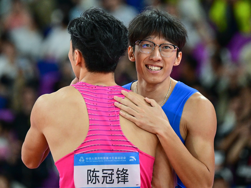 全运会男子百米决赛 00后 青春风暴_苏炳添告别战！全运会男子4x100米决赛：广东获第四名 湖北