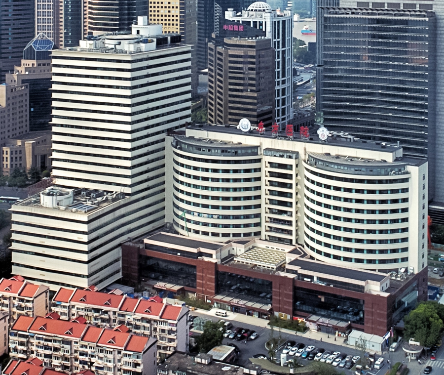 上海市东方医院。 上海市东方医院。