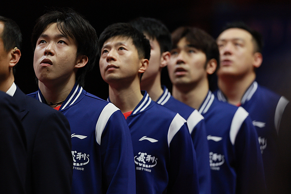 十五运乒乓球男团决赛 樊振东王楚钦 对决_组图：上海男团3-0河北晋级四强 樊振东3-2梁靖崑_全运会乒乓球男团半决赛 北京队上海队 比分