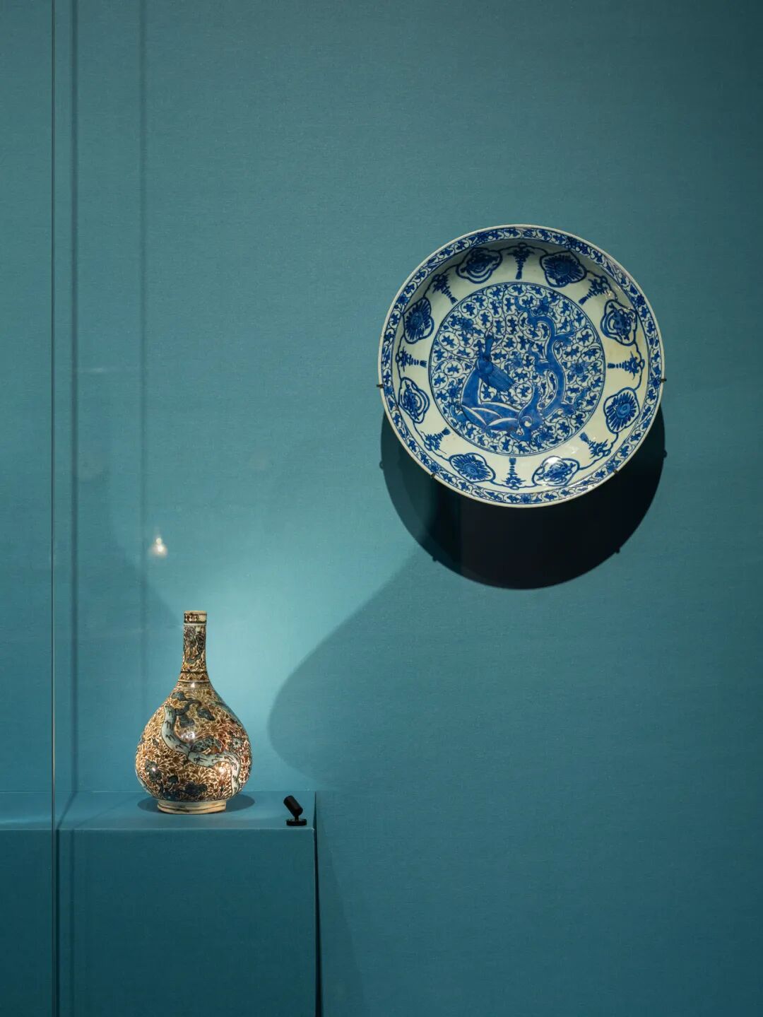 不仅是深藏博物馆的图案，更是仍在使用的美学语言