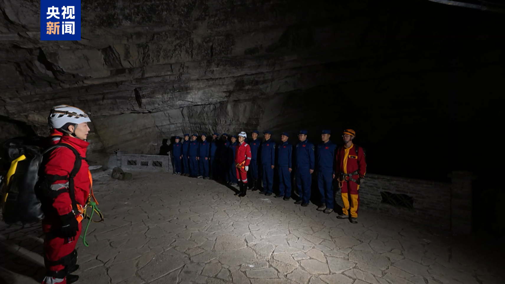 我国首次航天员洞穴训练圆满完成，为载人登月等任务提供有力支撑
