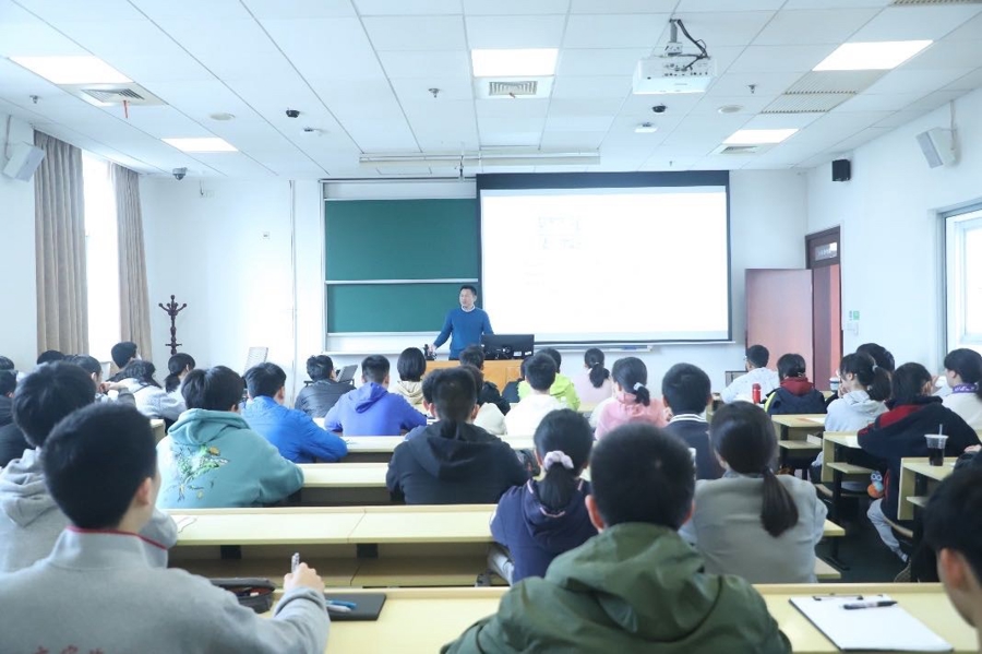 三所名校开展中学合作项目