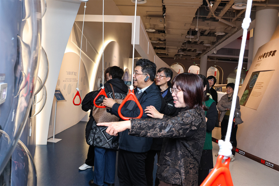 0B0A7823.jpg 0B0A7823.jpg