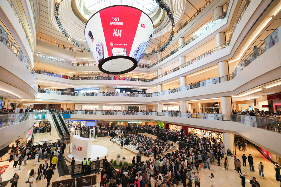 这个“春日驿站”打造潮流时尚体验，侯明昊邀你“共赴HAO春光”