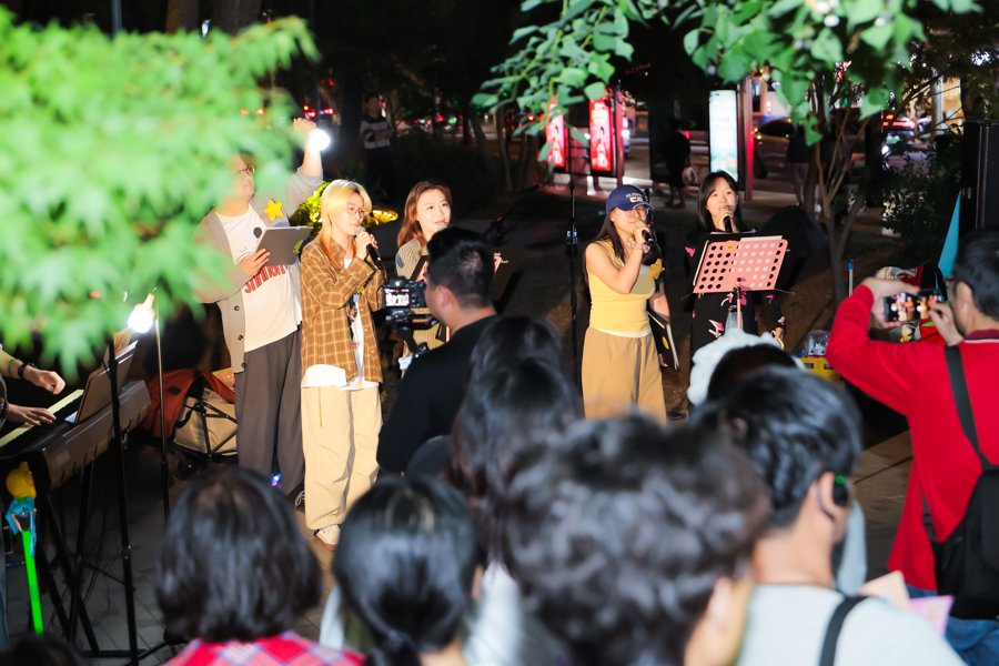 事实:邻居何以成为邻居?人们用3天时间在戏剧里找到答案(图6) 事实:邻居何以成为邻居?人们用3天时间在戏剧里找到答案(图6)