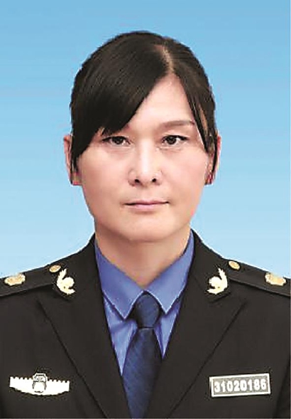 徐敏,女,汉族,中共党员,1961年9月出生,现任上海市浦东新区市场监督