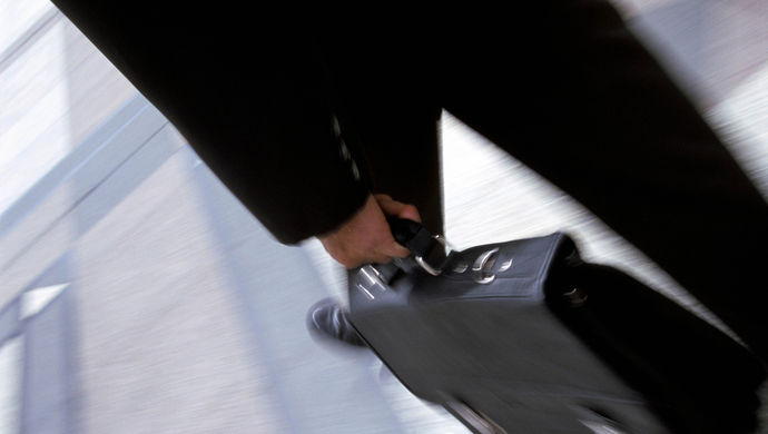 张升民出任中央军委纪委书记 杜金才不再担任