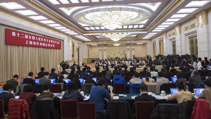 澳门立法会主席高开贤:特区20年来已形成一套较完整法律体系 澳门立法会主席高开贤:特区20年来已形成一套较完整法律体系