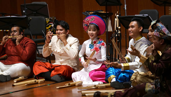东盟室内乐团来到上海之春,这些东南亚民族乐器你都见过吗?