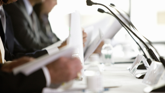 讲好中国故事,构建人类命运共同体的对外话语