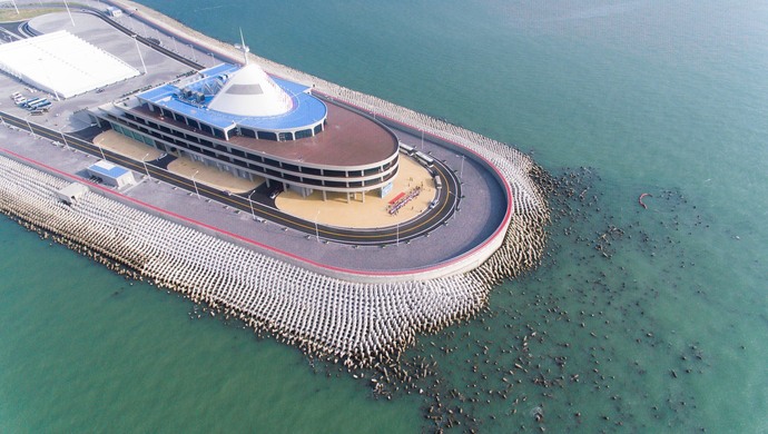 港珠澳大桥人工岛"塌陷"?香港路政署:质量过关