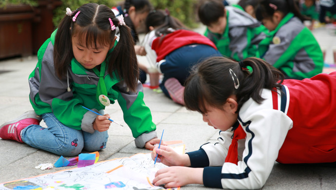 奉贤解放路小学图片