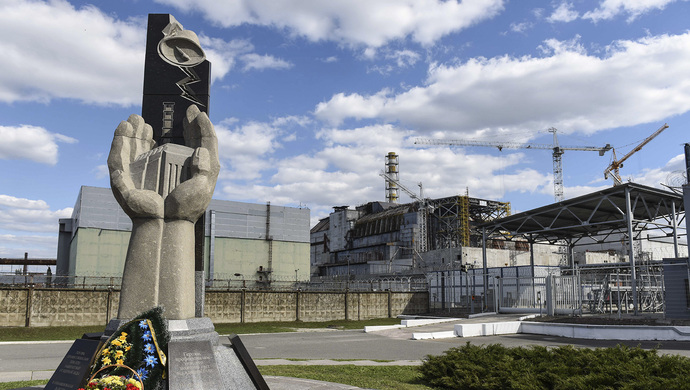 位于乌克兰北部靠近白俄罗斯边境的前苏联切尔诺贝利核电站4号反应堆