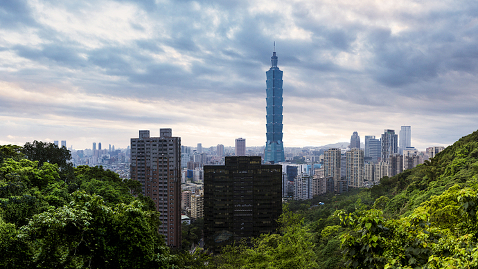 蔡英文元旦谈话拿两岸开刀 网友:别拉台湾人