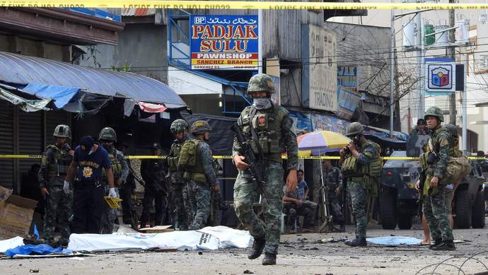 习近平就菲律宾发生爆炸袭击事件向菲律宾总统