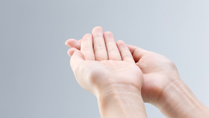 双手合十图片佛系 71bcc5d1b5c445109f507247d6c3cc9b.jpg