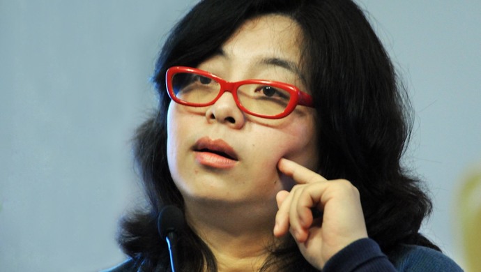 女作家六六投诉中国电信流量用不完就会扣款,中国电信回应