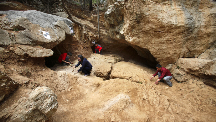 河南栾川发现3万至4万年前古人类用火遗迹