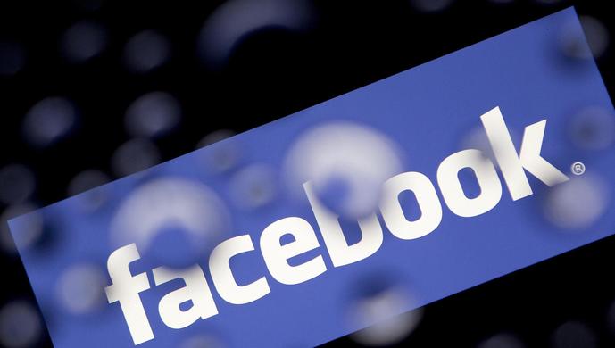 要学微信?脸书官宣转型