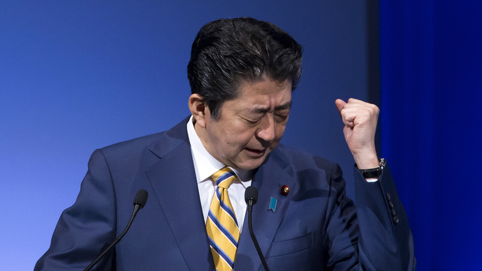 安倍再露修宪野心