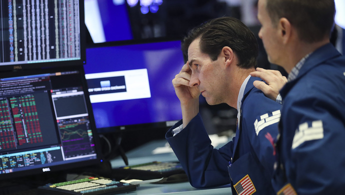 摘要:"他很慌张".(hes rattled.