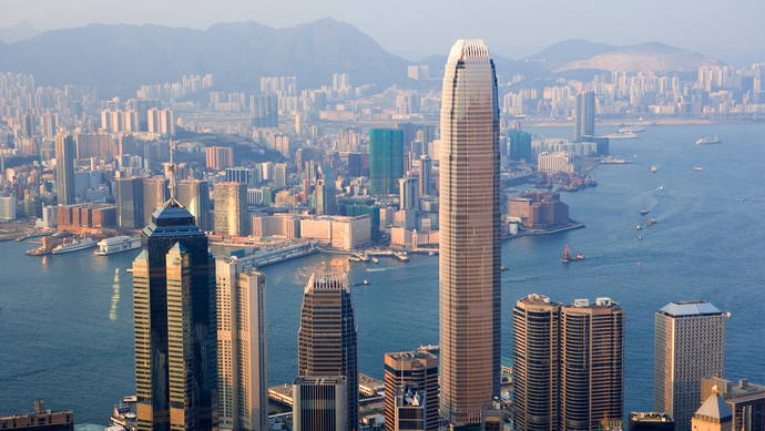 香港2019经济总量_香港经济现状对比图
