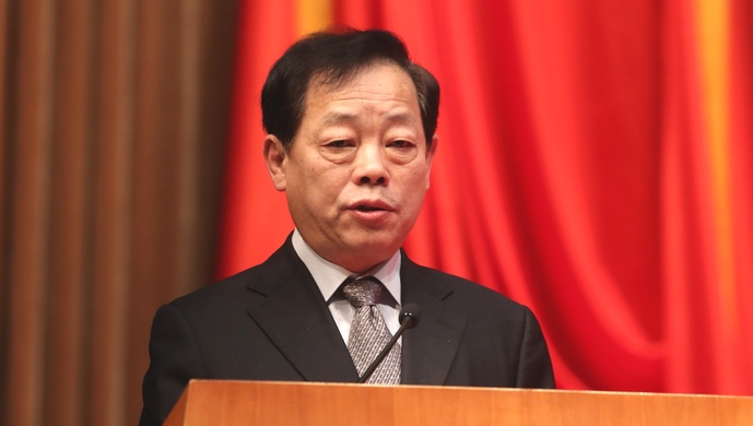 今天上午,市政协十三届三次会议举行第一次大会发言,徐建民委员代表市