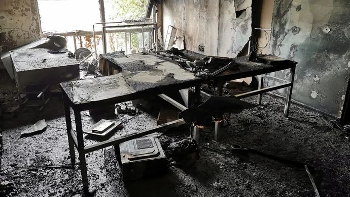 千万小心!一员工在公司里喷酒精消毒,结果引燃整个办公室