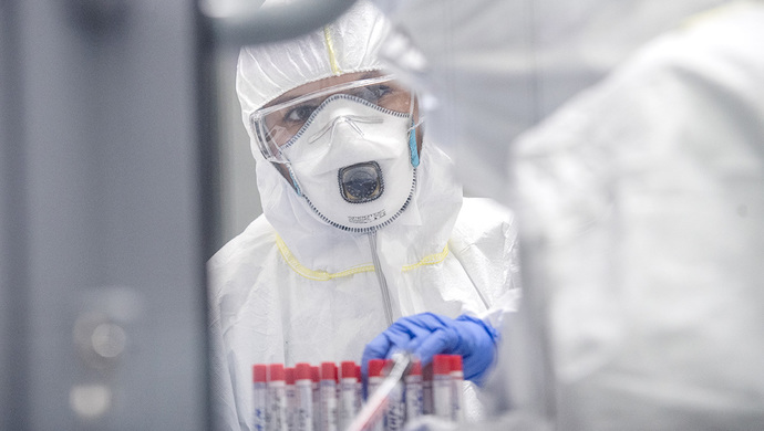 莫斯科抗疫一线医生没有枪炮的战争我们准备好了