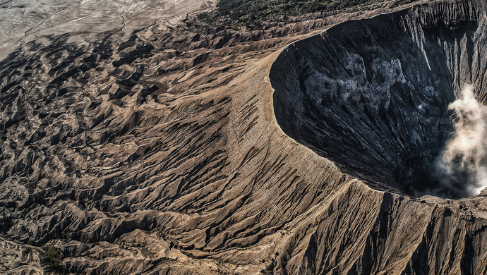 科学家研究发现五大连池尾山火山处于充电态有必要加强监测