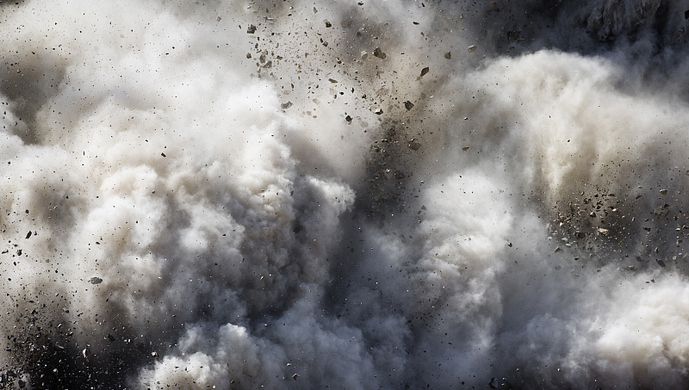 伊拉克一武器库爆炸,军方:天气太热_上观新闻