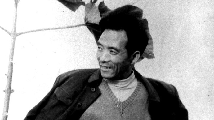 上观时评 | 焦书记的二胡和刘将军的跑调