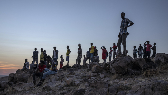 摘要:"提人阵"武装10月31日晚渗透到阿姆哈拉州孔博勒查镇,杀死100多
