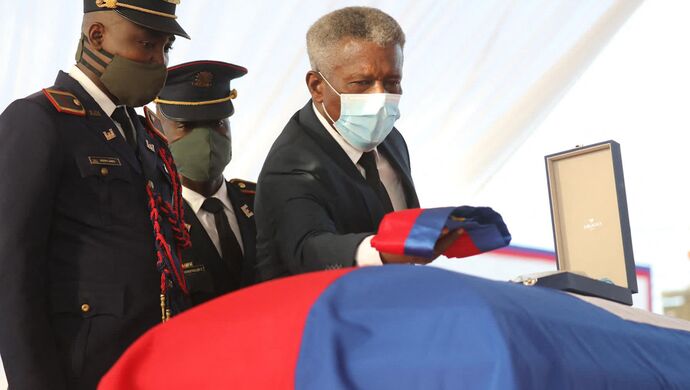 海地遇害总统葬礼附近再传枪响!美代表团紧急撤离