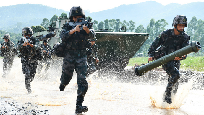 解放军越海夺岛登陆演练台媒发现
