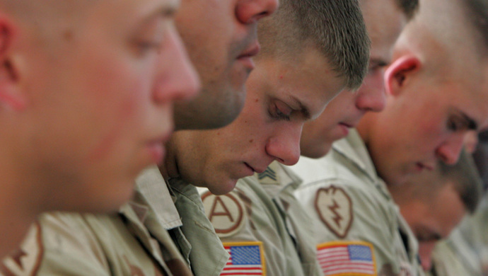 "自称是美国陆军预备役司令部通信官保罗·黑格中校(paul hague)所写