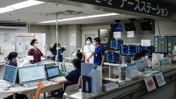 摘要:日本养老机构和医疗机构近日相继发生群体"突破感染"新冠病毒