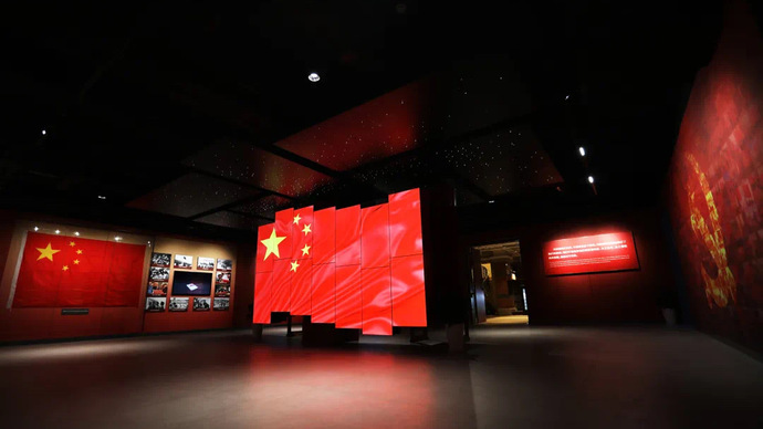 神十二搭载国旗入藏国旗教育展示厅坐标上海虹口
