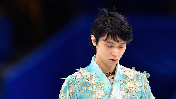 羽生結弦現身對鏡頭握拳比3打氣