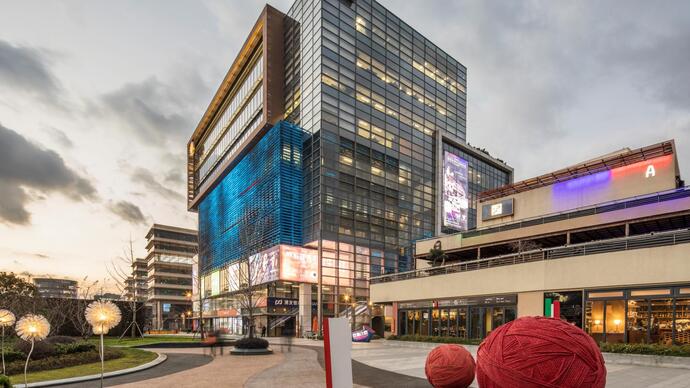 前湾印象城前湾公园国际艺术中心闵行明确97项重点任务建设彩虹桥