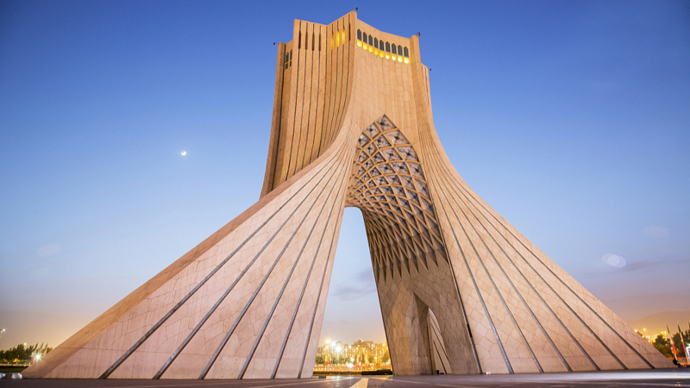 沙特新任驻伊朗大使抵达伊朗首都德黑兰