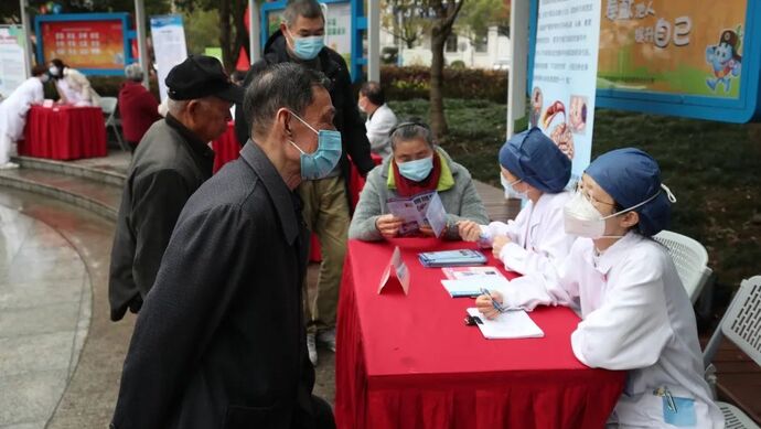 上海：在这场退役军人志愿服务主题活动上，他们分享了在土耳其抗震救援的故事