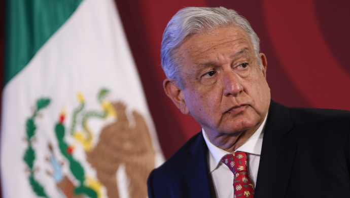 西媒:墨西哥总统第三次感染新冠病毒_上观新闻